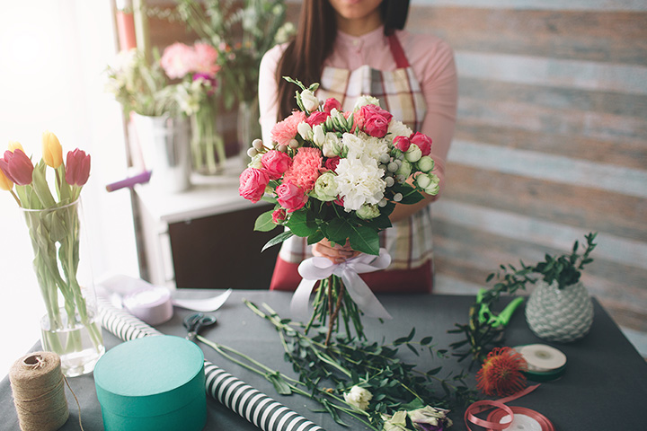 Understanding The Ideal Places to Put Flowers at Home